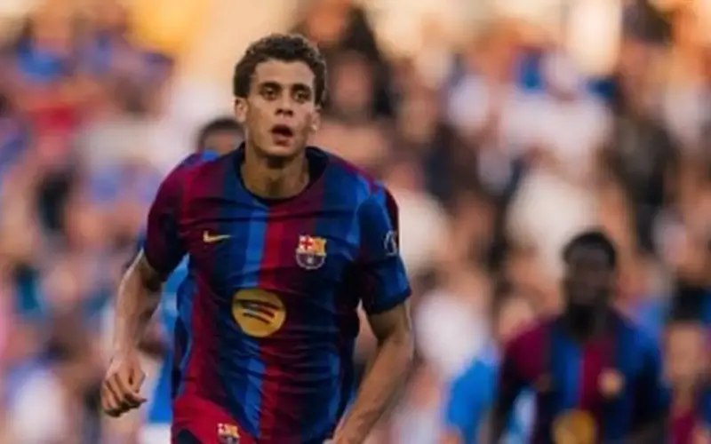 شرط وحيد يحدد مصير استمرار حمزة عبد الكريم مع نادي برشلونة الإسباني